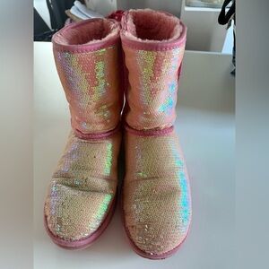Light pink UGGS size 10